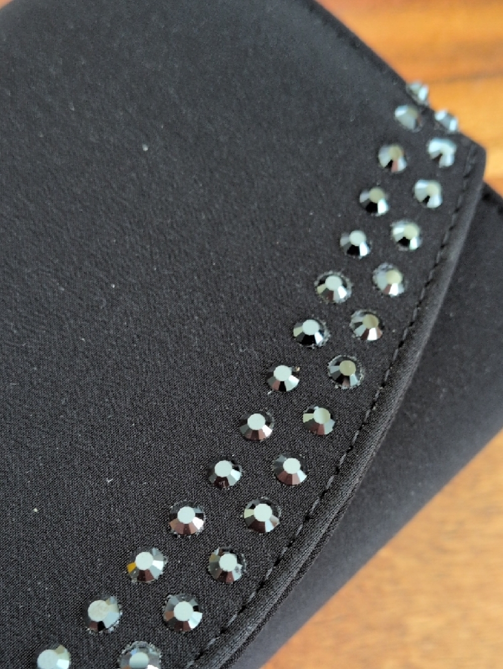 🆕 Swarowski Crystal Black Chain-Shoulder Evening Clutch - Picture 4 of 13